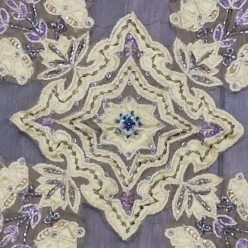 Handmade Indian Sequin Beaded Mesh Table Cloth - Picture 11 of 15